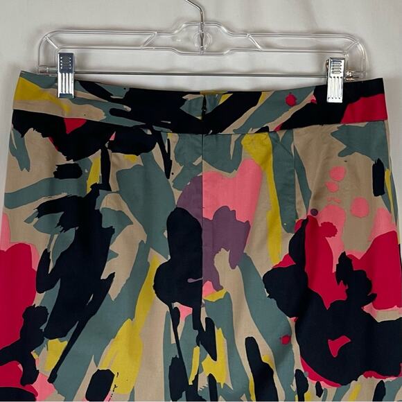 DKNY Bold Abstract Floral Print Office To Date Night Skirt NWOT Size 8 - Picture 6 of 12